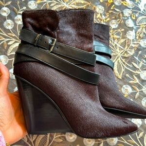 Kenneth Cole booties, brown,7.5, gorgeous, 3 inch heel
